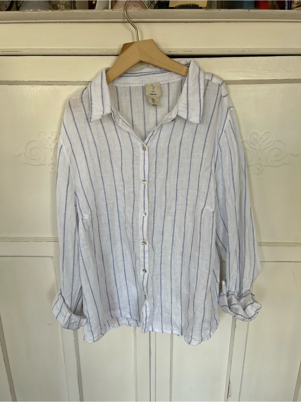 Joie Striped 100% Linen Shirt Size Large Light Blue White Long Sleeve Button Dow